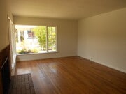 Photo - 10842 Oregon Ave