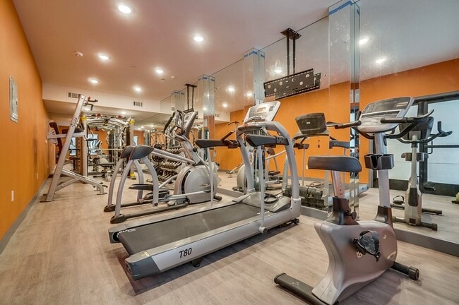 Photo - 8600 Glenoaks Blvd