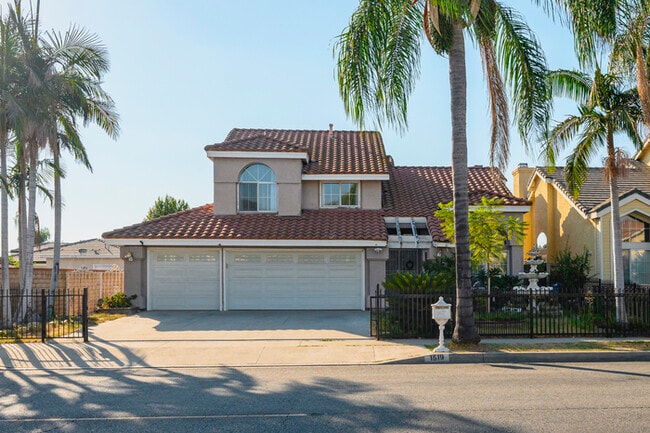 Building Photo - 1519 Walnut Ave