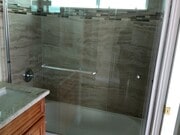 back bath shower - 428 30th St