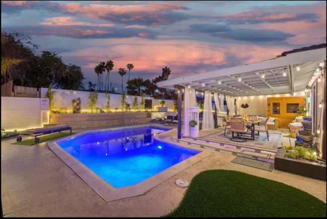 Photo - 6099 Scripps St