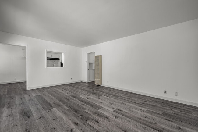 Photo - 3706 Redondo Beach Blvd Unit B