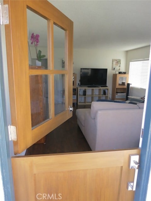 Photo - 327 Locust St