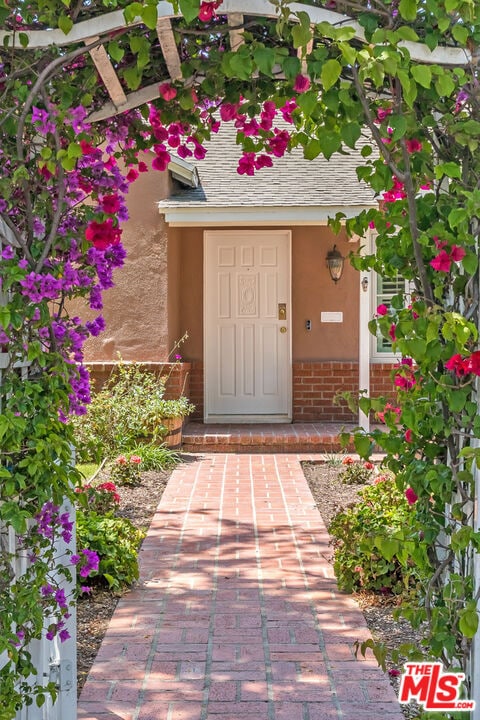 Photo - 5967 Carpenter Ave