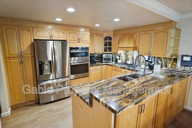 Photo - 15845 Rosehaven Ln