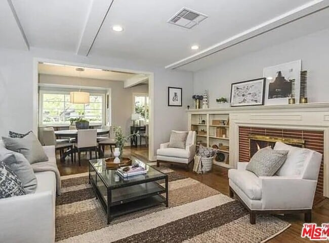 Photo - 5501 Morella Ave