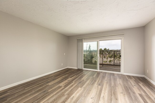 Photo - 2336 Hosp Way