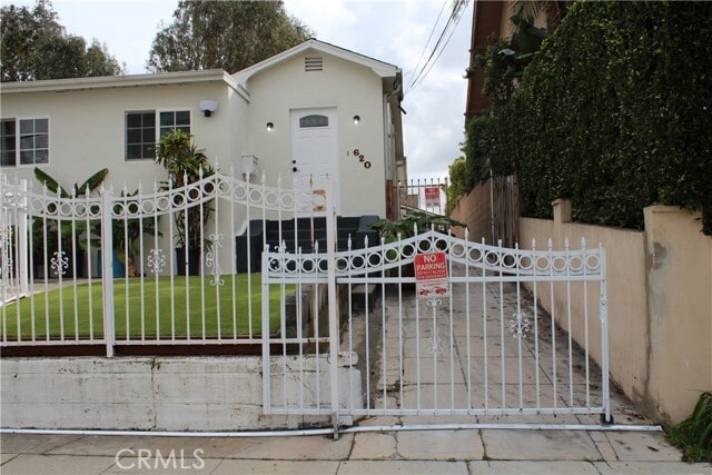 Photo - 620 Brittania St