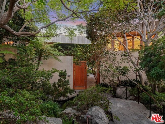 Photo - 31280 Broad Beach Rd