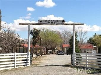 Building Photo - 16100 Navajo Rd Rental