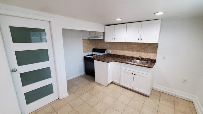 Photo - 806 W Bagnall St