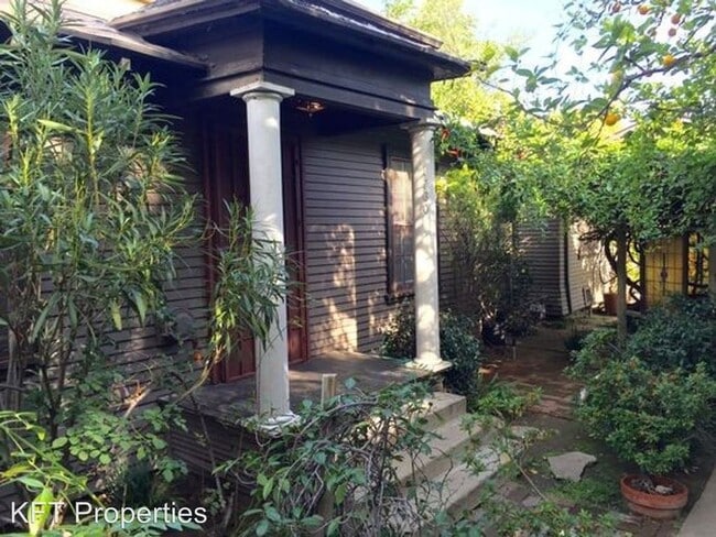 Building Photo - 1758 Garfield Pl Unit 1758