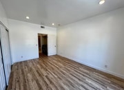 Photo - 5420 Sylmar Ave Condo