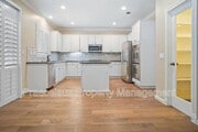 Photo - 1710 Ravenrock Ct House