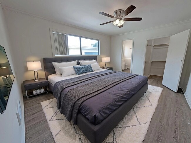 Photo - 1335 S Carmelina Ave Unit 202