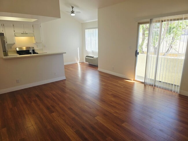 Photo - 437 E Cedar Ave Unit 203