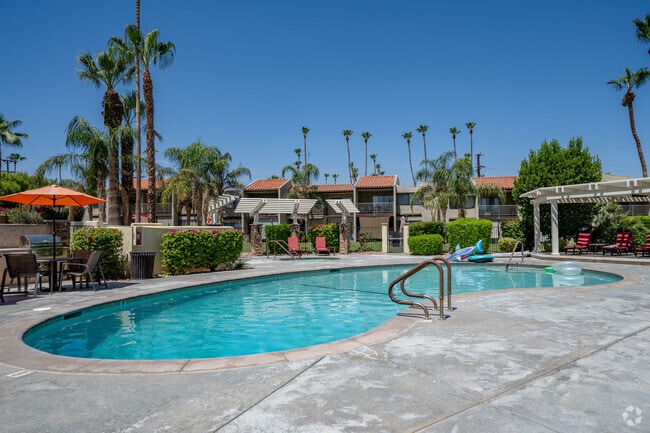 Swimming Pool - Ariana at El Paseo Boutique Apartment Homes