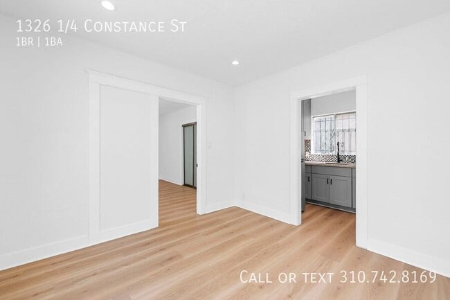 Photo - 1326 1/4 Constance St-