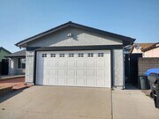 Photo - 3BD/2.5BA Single Story Home - 1950 Square ...