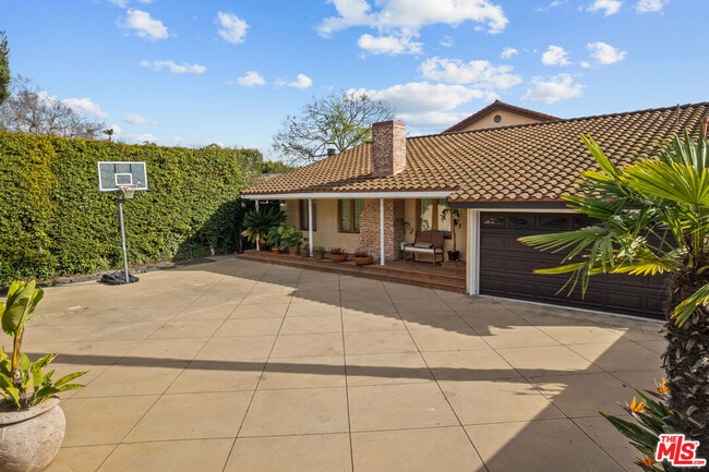 Photo - 12510 W Sunset Blvd House