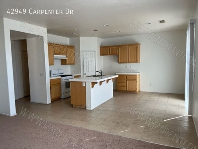 Photo - 42949 Carpenter Dr