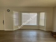 Photo - 43837 David St