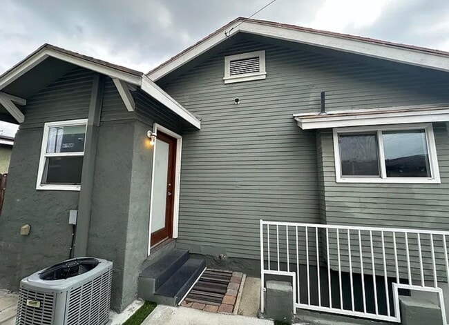 Photo - 3629 Marmion Way Unit 3629