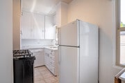Photo - 1631 Linwood St Apartments Unit 1631