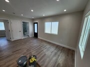 Photo - 528 Amherst Dr
