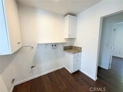 Photo - 711 E J St House