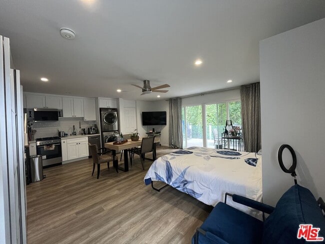 Photo - 3708 Woodcliff Rd House