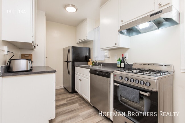 Building Photo - 2620 11th St