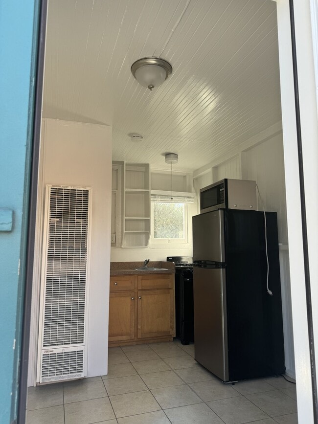 Photo - 5075 Niagara Ave Unit 7