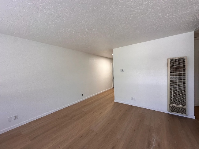 Photo - 16260 Orange St Unit B