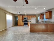 Photo - 173 W Plymouth St