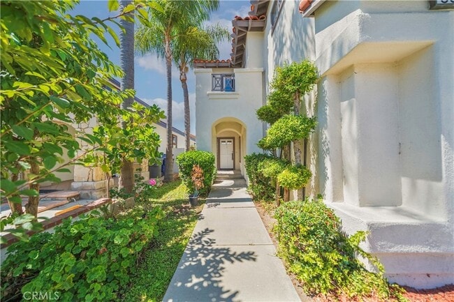 Photo - 9531 Montanza Way