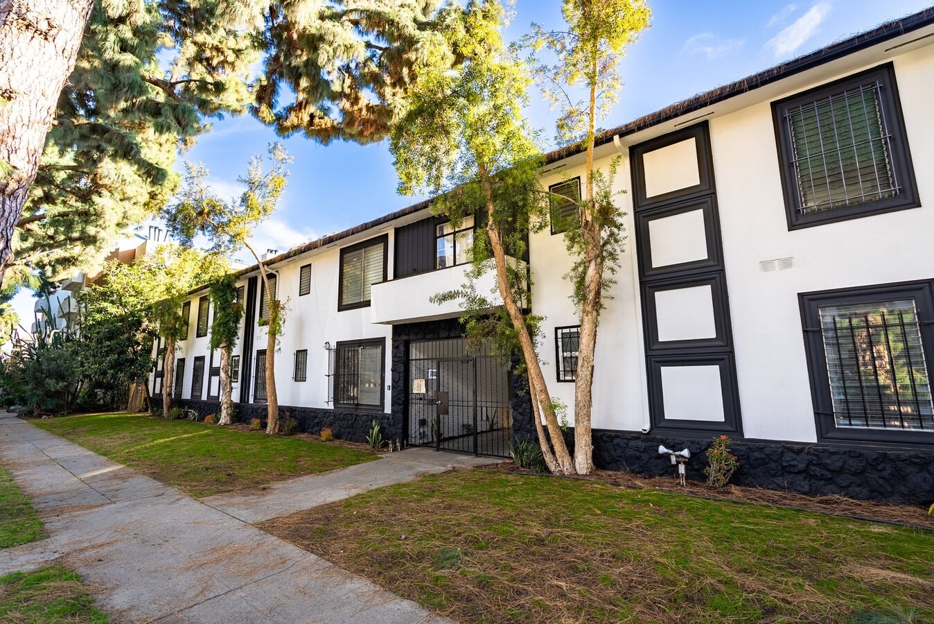 Photo - 7044 Lanewood Ave