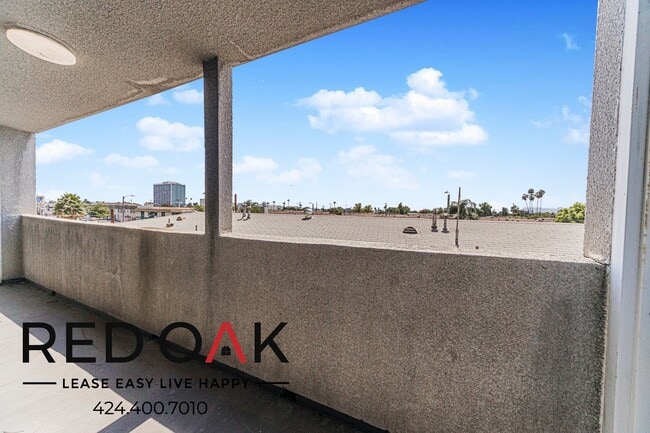 Photo - 8309 Cedros Ave Unit 207
