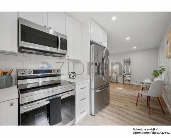 Photo - 3769 1st Ave.