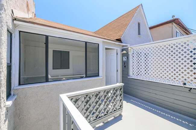 Front Entrance - 1150 Manhattan Ave