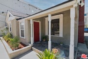Photo - 10829 Kling St House