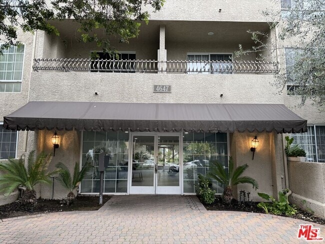 Building Photo - 4647 Willis Ave Unit 202 Rental