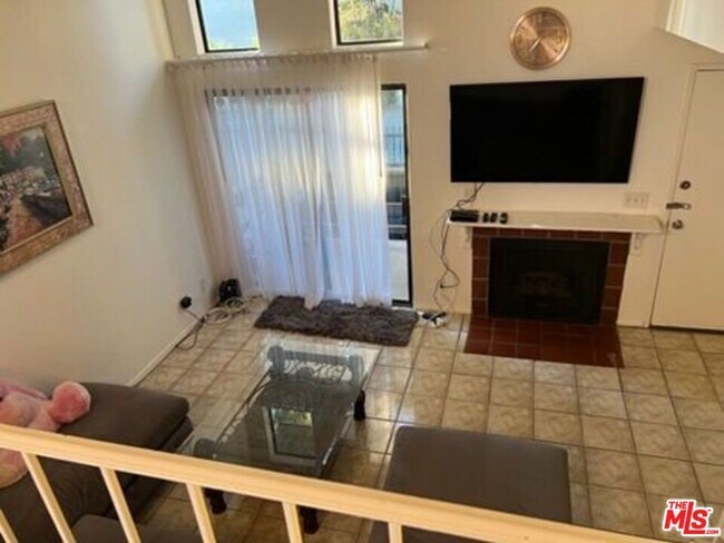 Photo - 9131 Burnet Ave