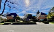 Photo - 180 W 9th St