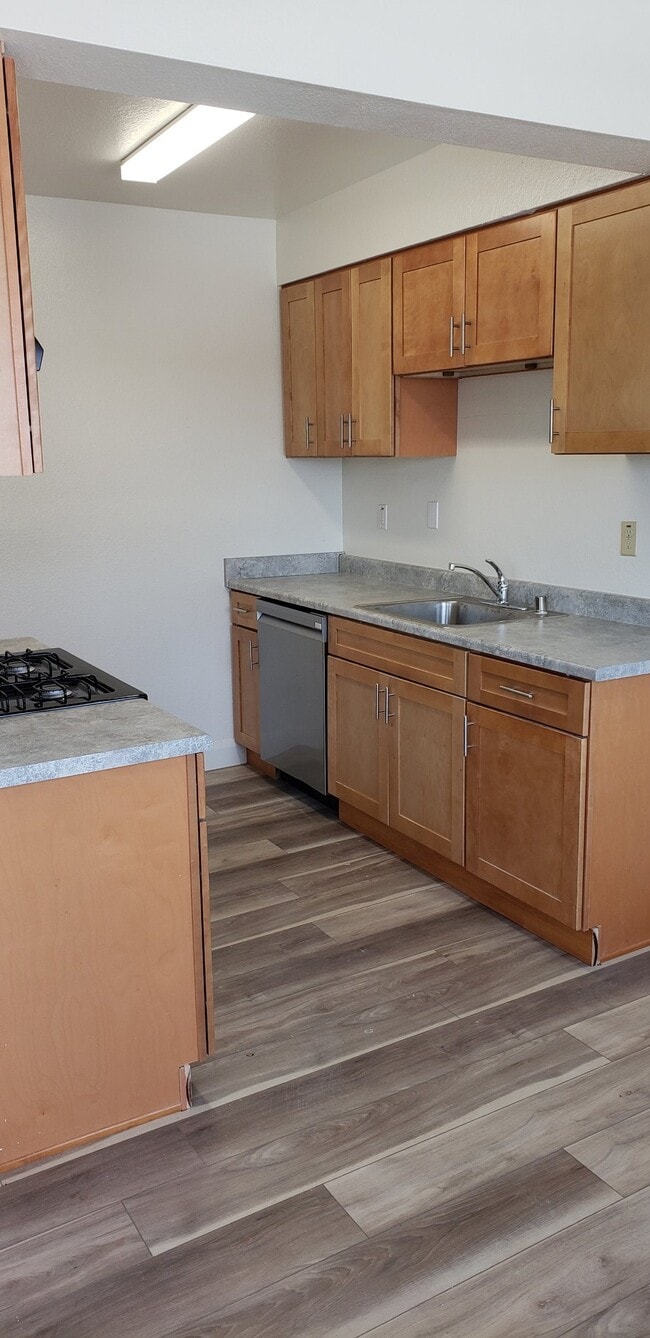 Photo - 14103 Cerise Ave Unit 15
