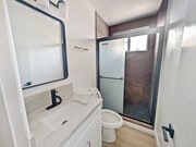 Photo - 2901 Kenwood Ave Unit 2