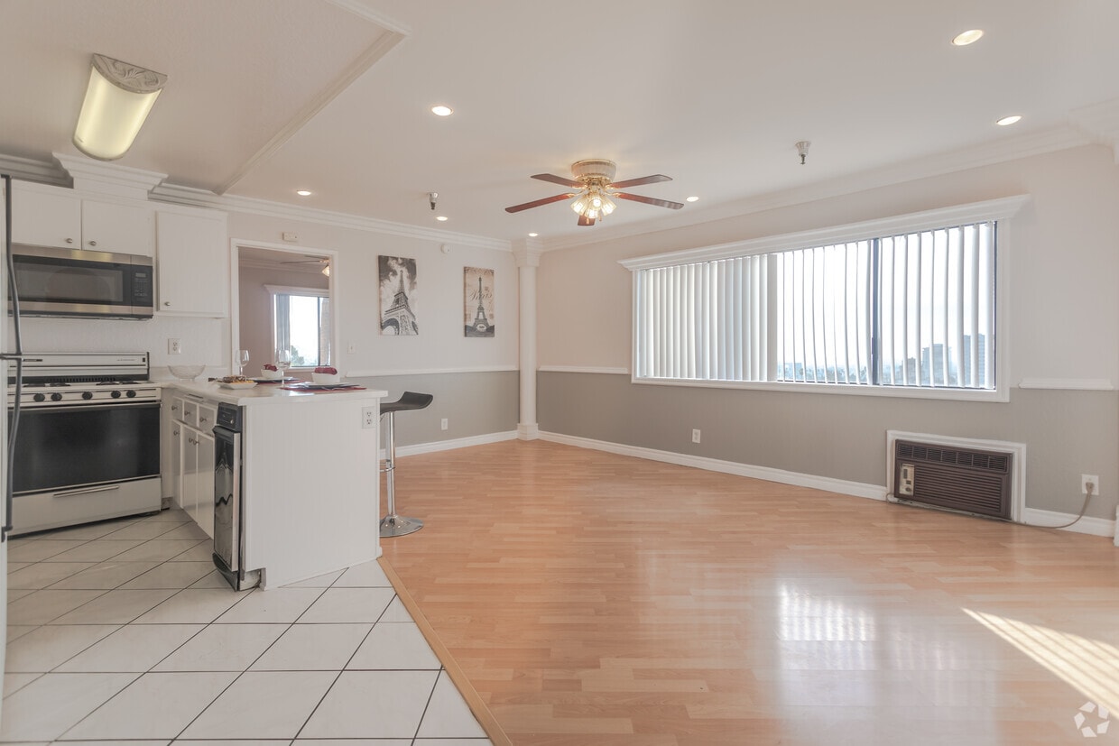 3D Tour - Five Star Suites