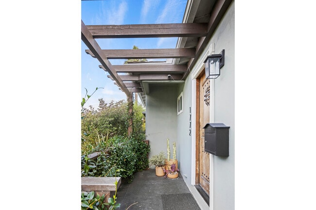 Photo - 1772 S Orange Grove Ave