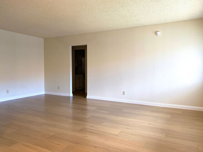 Photo - 5444 Sepulveda Blvd Apartment