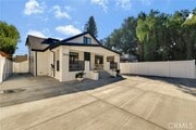 Photo - 1626 Winona Blvd House